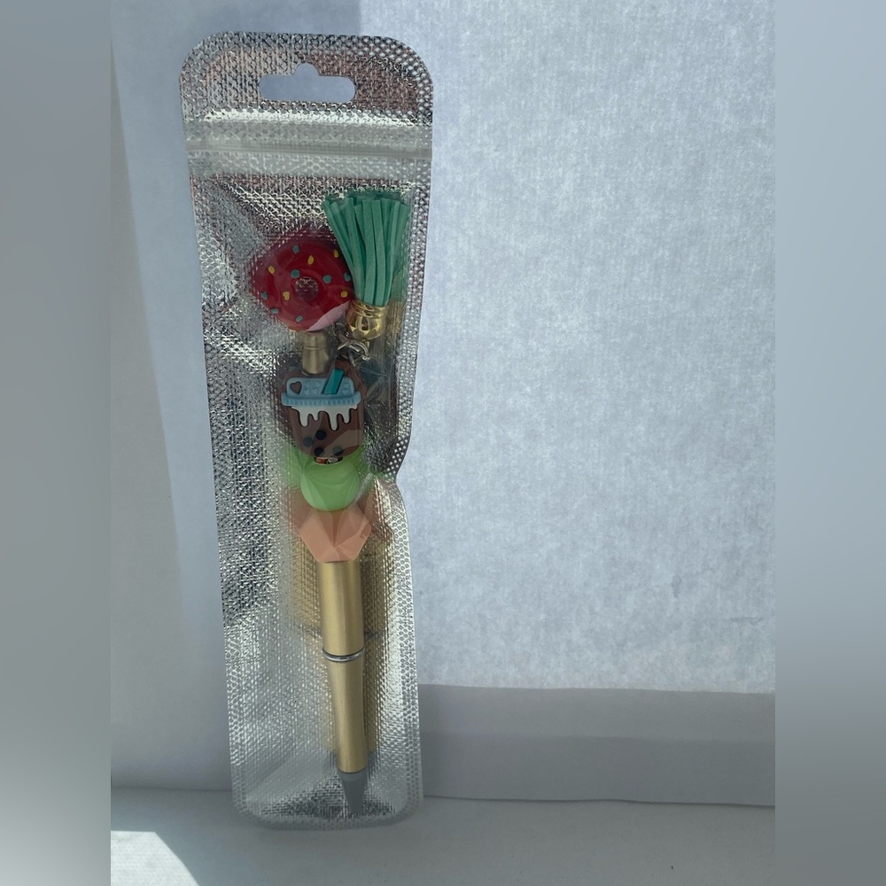 Handcrafted boba tea pen with charms